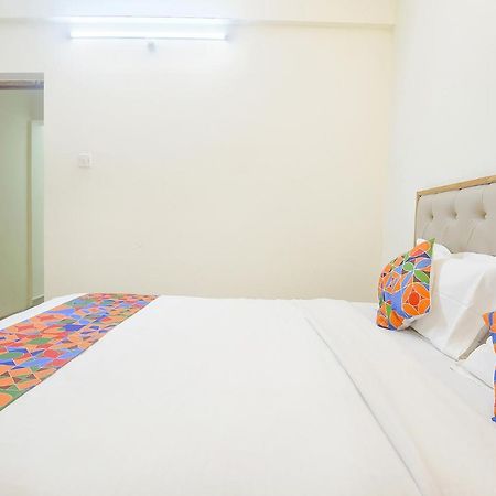 Fabexpress De Classio With Pool - Nr Candolim Beach Hotell Eksteriør bilde