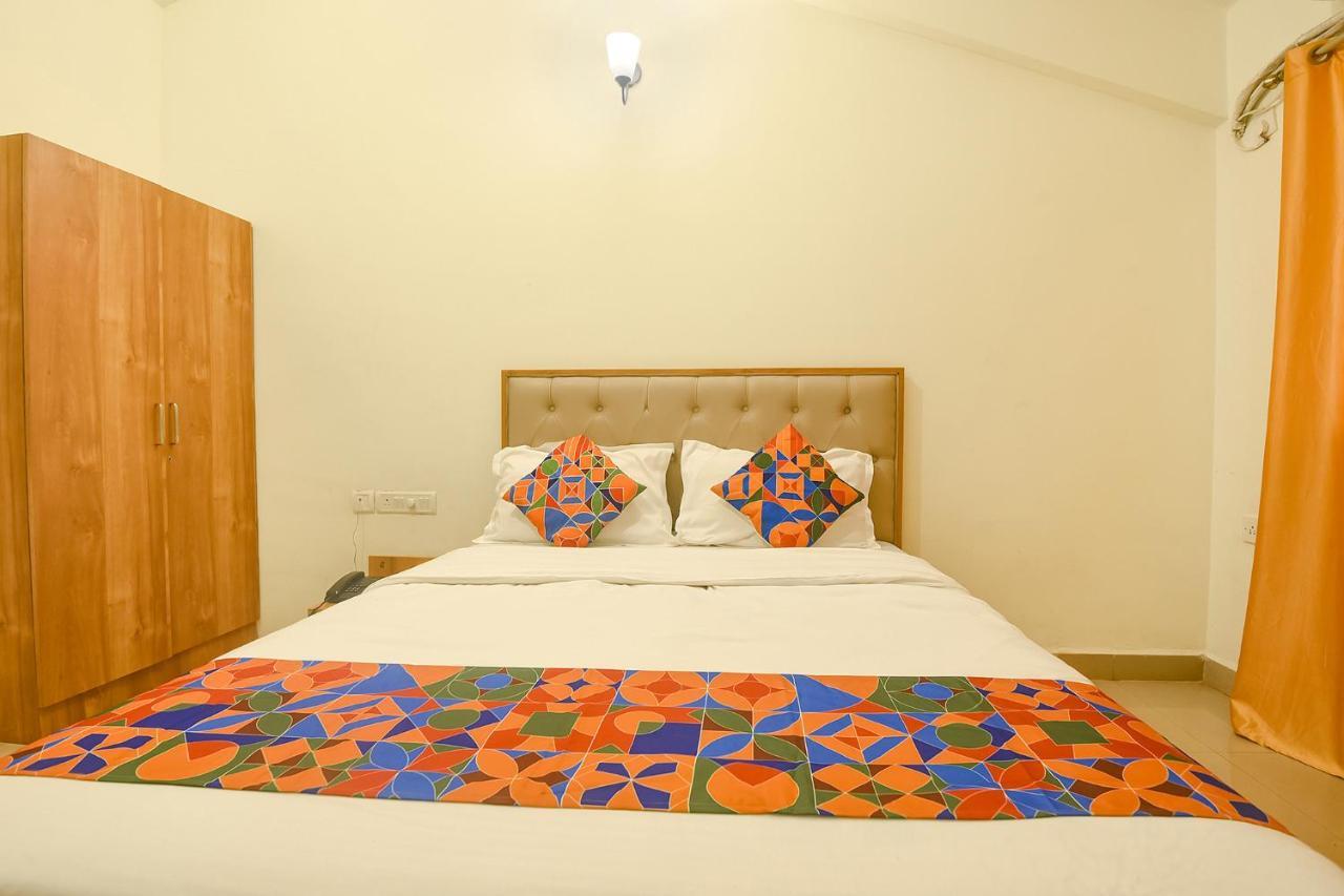 Fabexpress De Classio With Pool - Nr Candolim Beach Hotell Eksteriør bilde